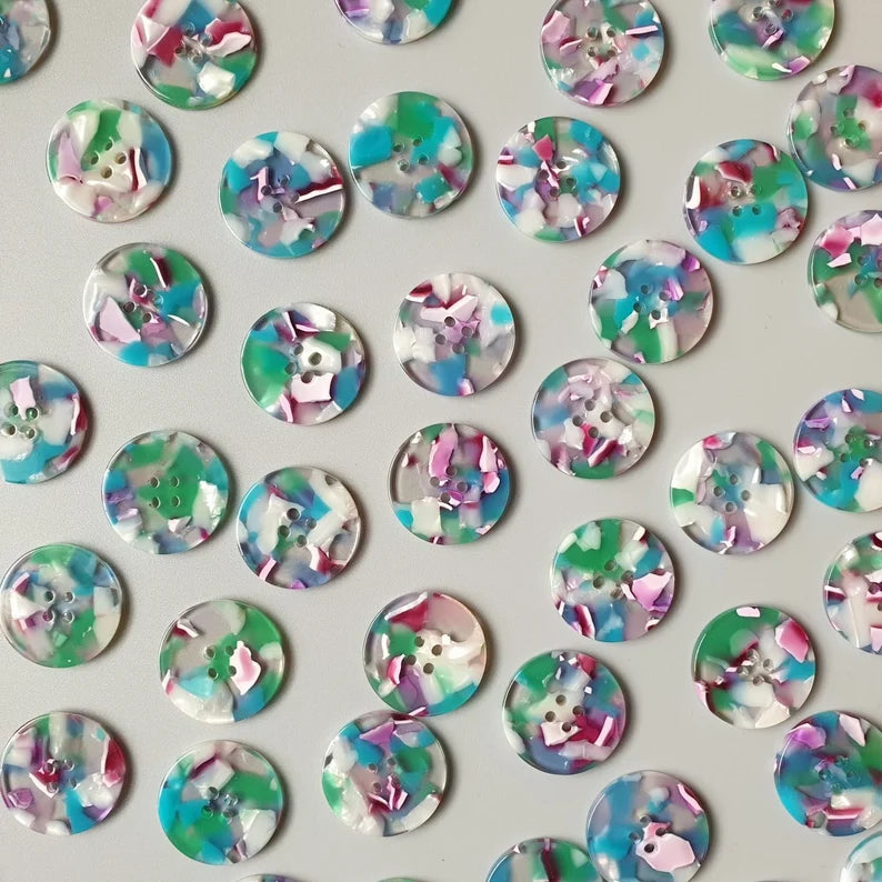 SOUTHEND-ON-SEA BUTTON CARD - Jason Shop Fittings